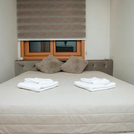 Апартаменты Petra Lux